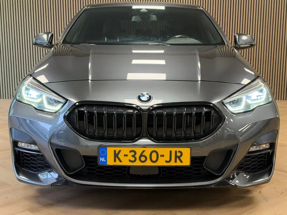 BMW 2-serie 2-serie Gran Coupé 218i AUT Executive Edit uit 2021, foto 2