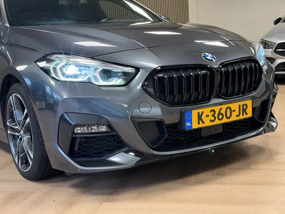 BMW 2-serie 2-serie Gran Coupé 218i AUT Executive Edit uit 2021, foto 3