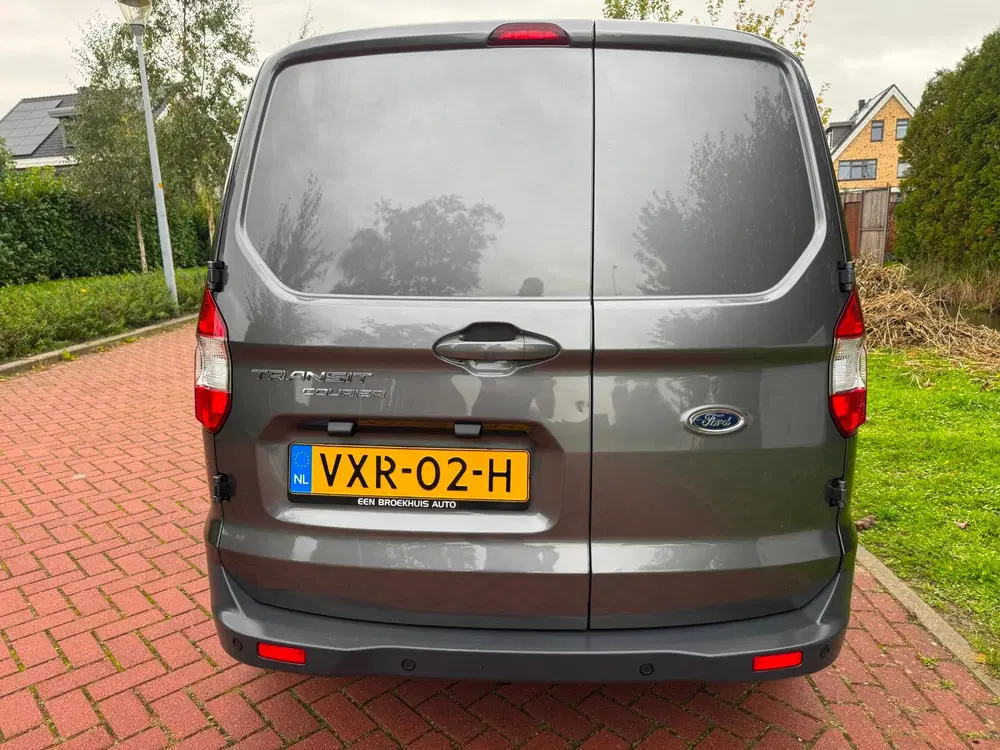 Ford Transit Courier 1.0 Limited EcoBoost S&S BENZINE uit 2023, foto 5