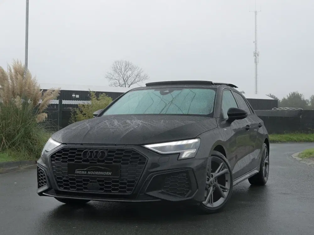 Audi A3 30 TFSI Pro S-Line uit 2022, foto 7