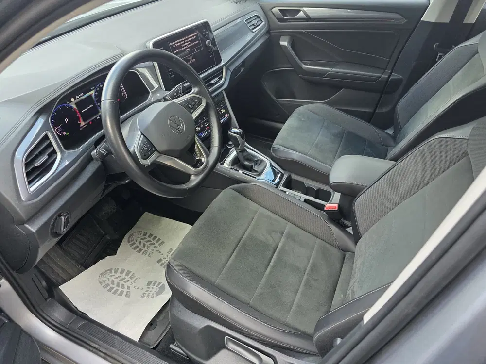 Volkswagen T-Roc 1.5 TSI Life uit 2025, foto 7