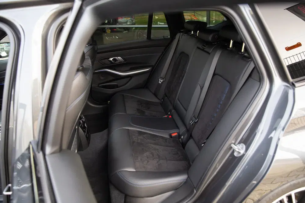 BMW 3-serie 3 Serie Touring 330i High Executive M-Spor uit 2021, foto 11
