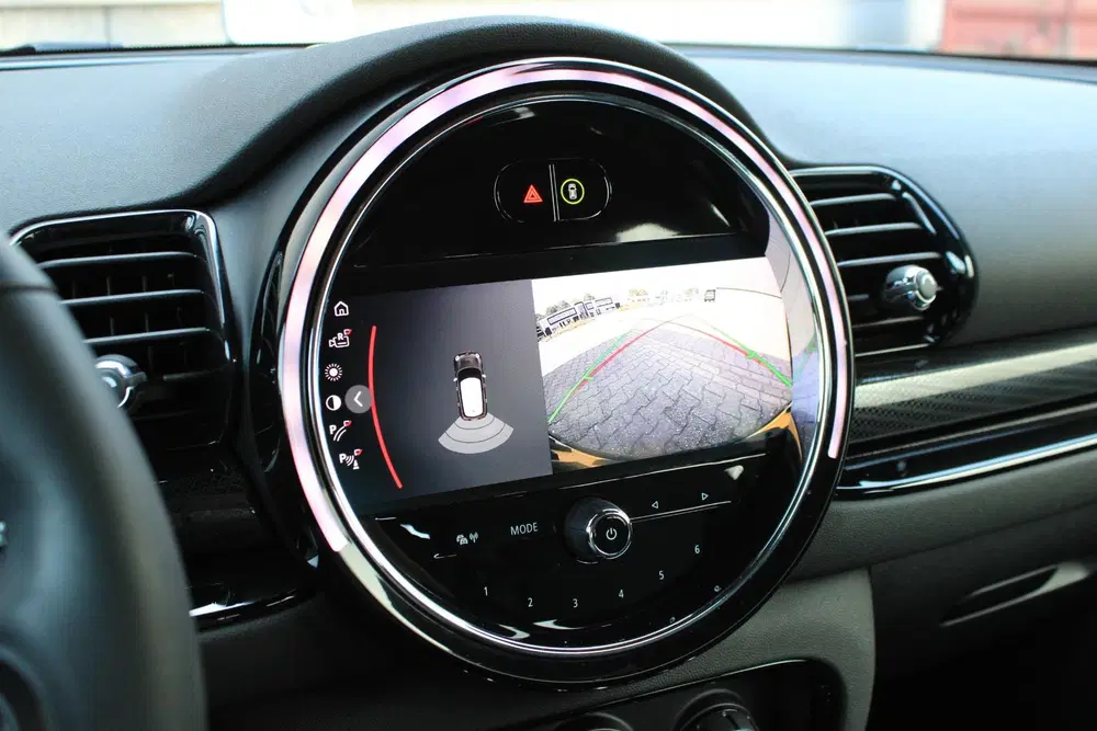 Mini Clubman Cooper Camera uit 2022, foto 11