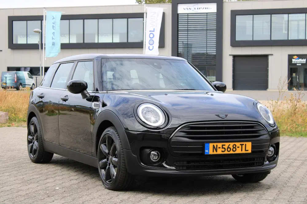 Mini Clubman Cooper Camera uit 2022, foto 12