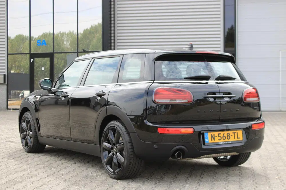 Mini Clubman Cooper Camera uit 2022, foto 13