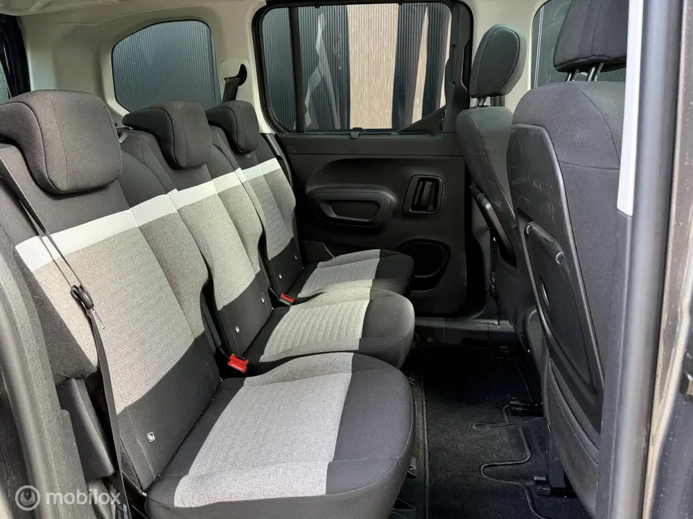 Citroën Berlingo Citroen Berlingo Shine 130pk I Automaat I uit 2023, foto 12