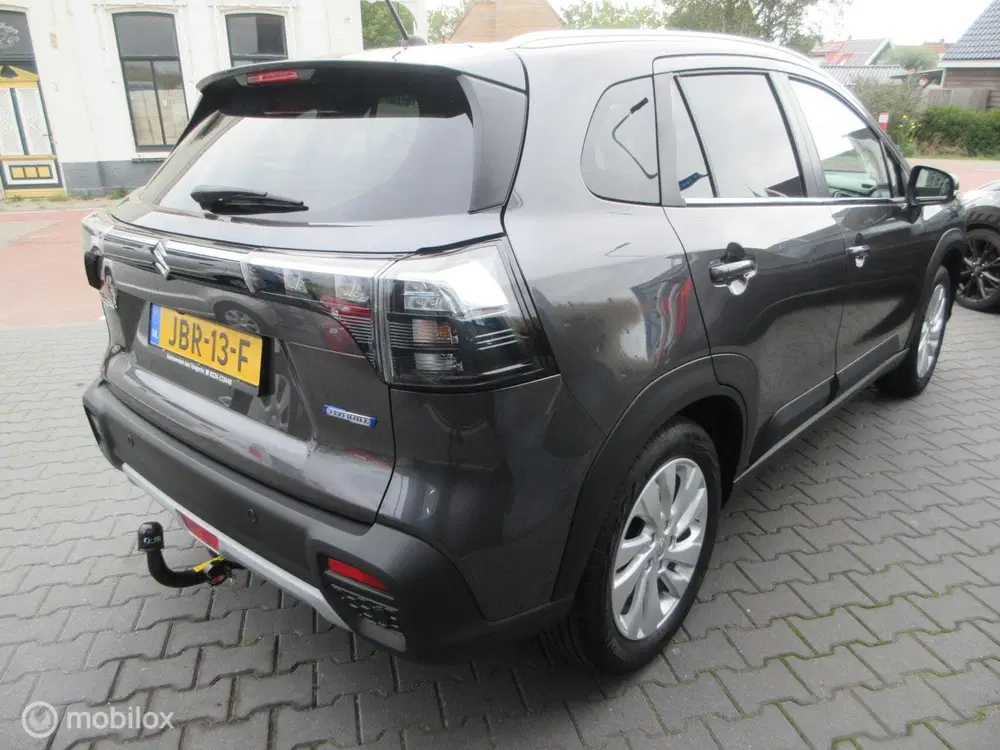 Suzuki S-Cross 1.4 Boosterjet Select Smart Hybrid 9500km uit 2025, foto 3