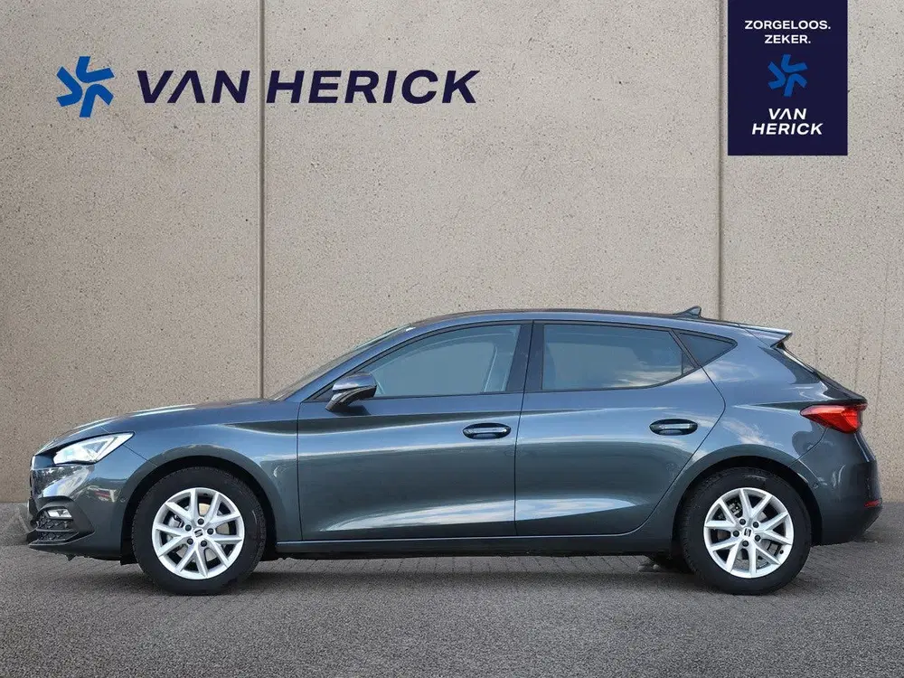 SEAT Leon 1.0 eTSI Style Automaat uit 2024, foto 2