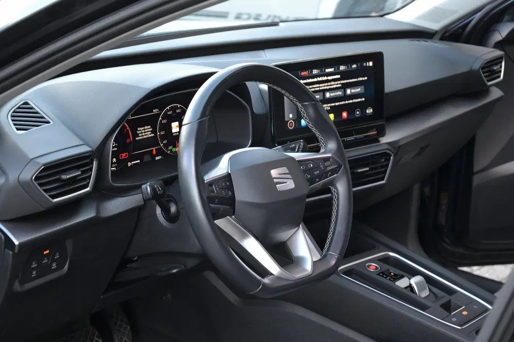 SEAT Leon 1.0 eTSI Style Automaat uit 2024, foto 5