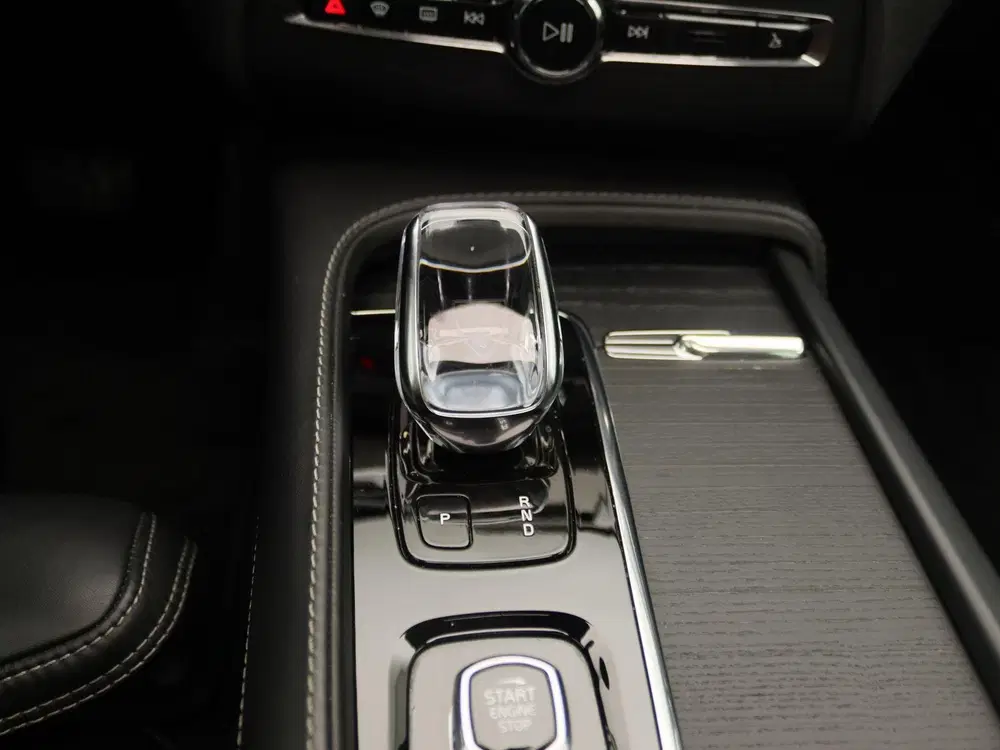 Volvo XC90 2.0 T8 Twin Engine AWD Inscription 7P uit 2020, foto 11