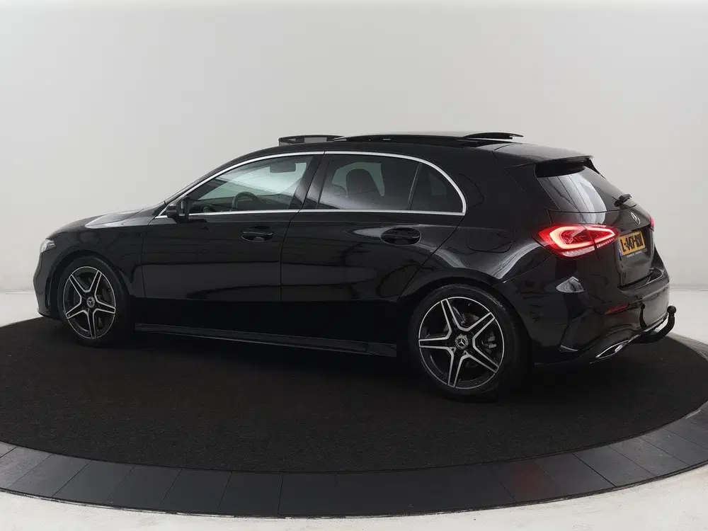 Mercedes-Benz A-Klasse Premium Plus uit 2019, foto 2