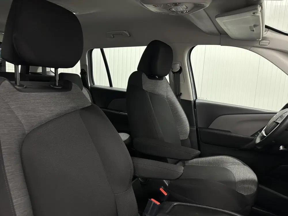 Citroën Grand C4 SpaceTourer Citroen Grand C4 SpaceTourer 1.2 PureTech uit 2022, foto 14