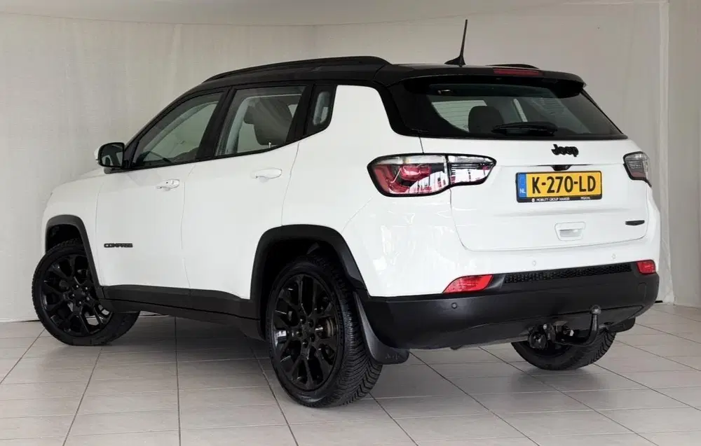 Jeep Compass 1.3T Night Eagle Liberty Edition uit 2021, foto 11