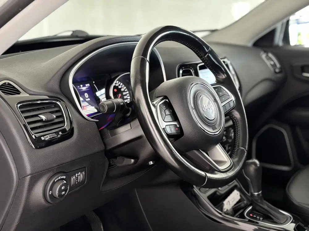 Jeep Compass 1.3T Night Eagle Liberty Edition uit 2021, foto 12