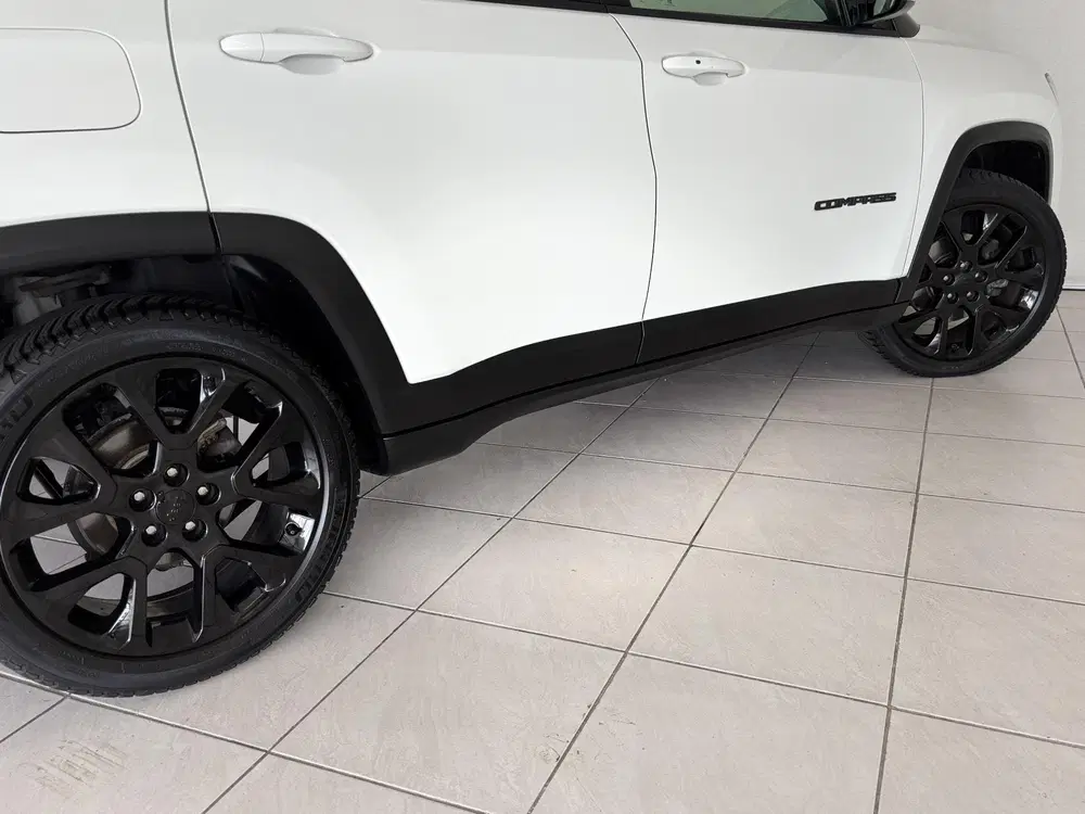 Jeep Compass 1.3T Night Eagle Liberty Edition uit 2021, foto 15
