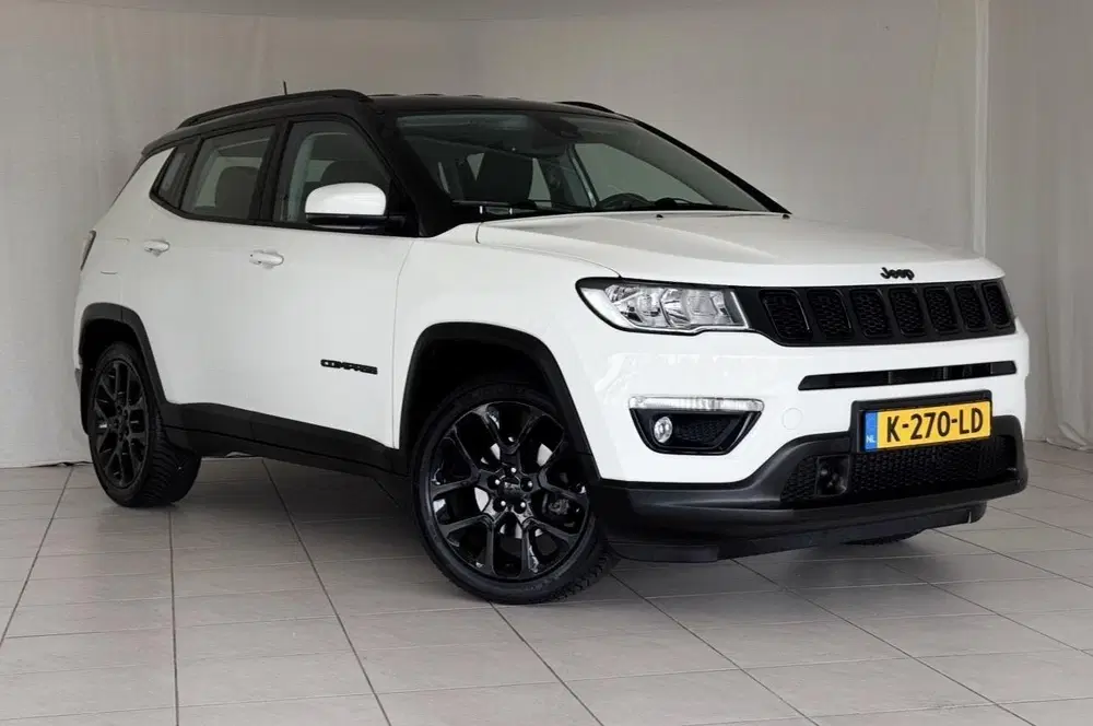 Jeep Compass 1.3T Night Eagle Liberty Edition uit 2021, foto 6