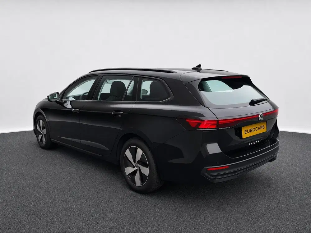 Volkswagen Passat 1.5 eTSI Business Navigatie Apple uit 2025, foto 6