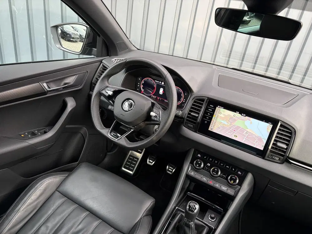 Skoda Karoq 1.5 TSI ACT Sportline Business uit 2023, foto 7
