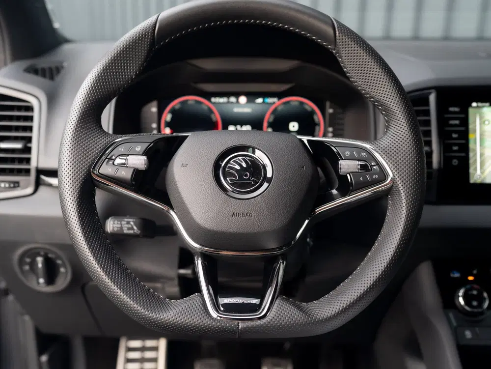 Skoda Karoq 1.5 TSI ACT Sportline Business uit 2023, foto 8