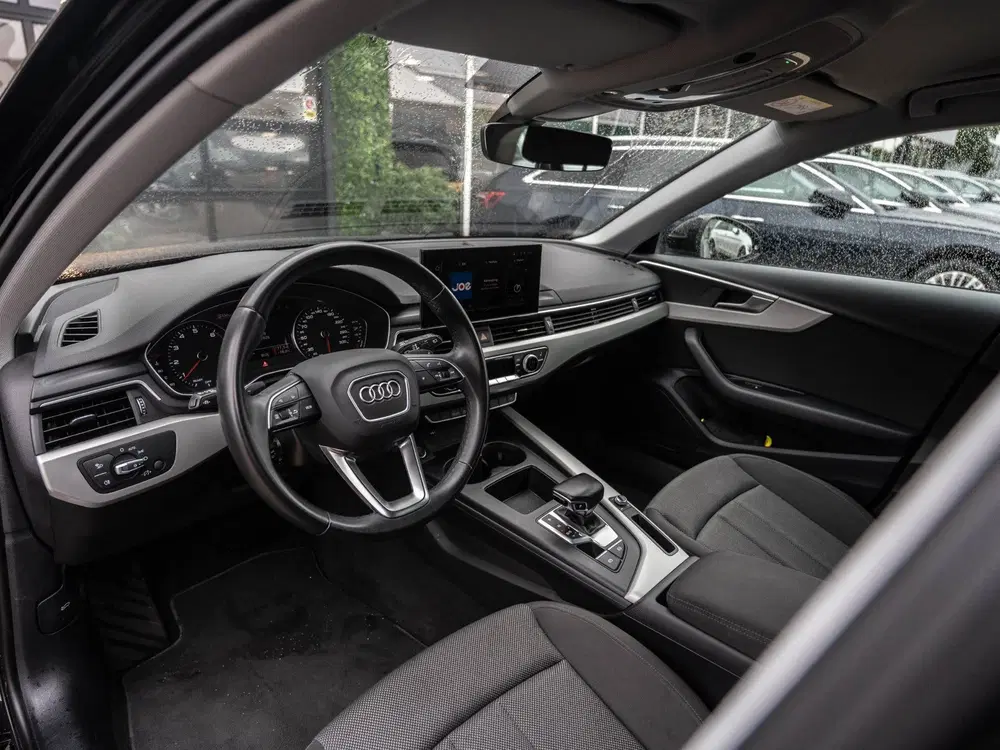 Audi A4 35 TFSI Advanced Edition uit 2023, foto 14