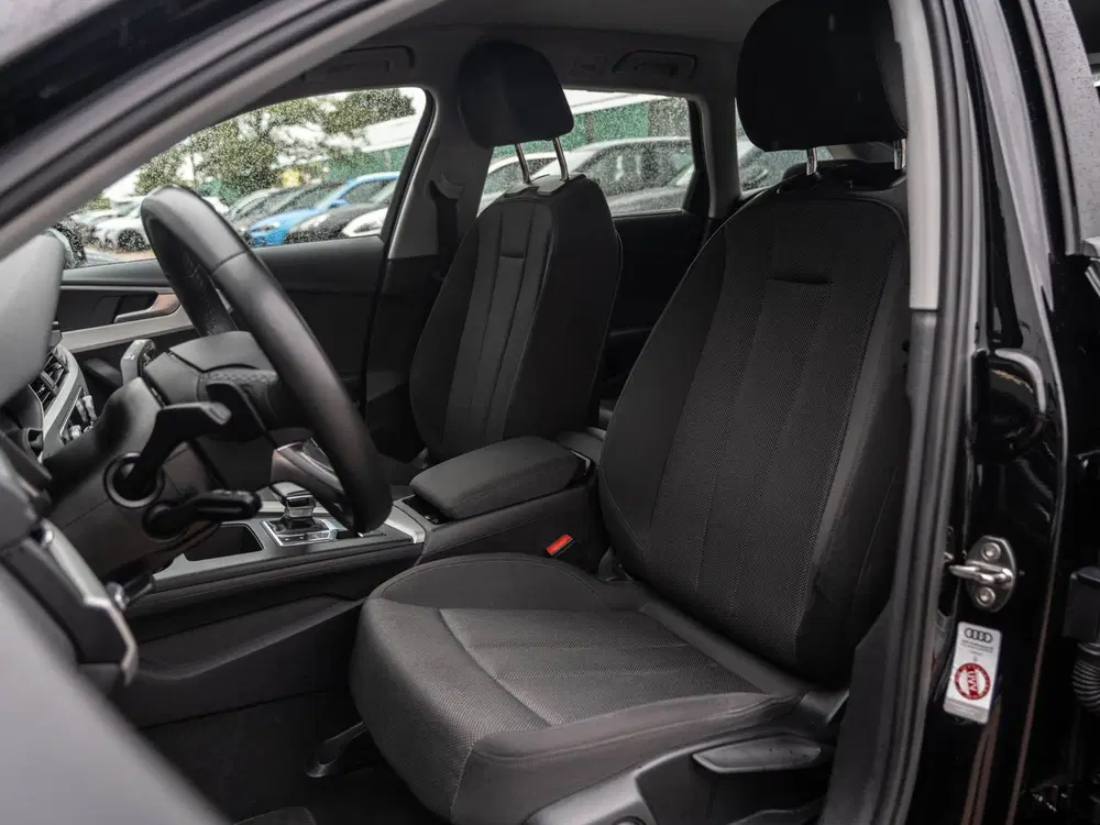 Audi A4 35 TFSI Advanced Edition uit 2023, foto 15