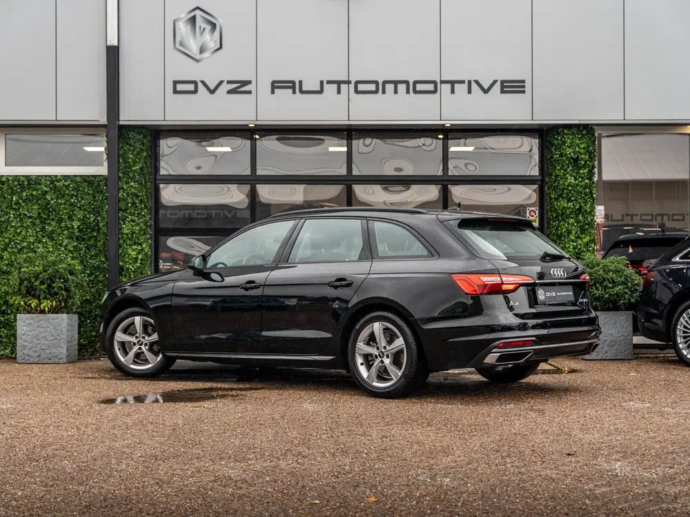 Audi A4 35 TFSI Advanced Edition uit 2023, foto 8