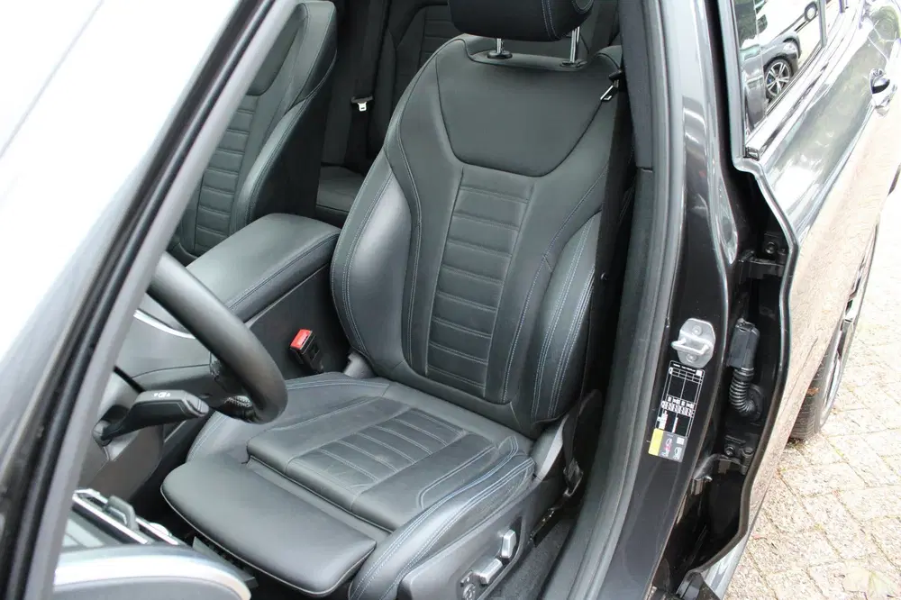 BMW iX3 High Executive 80 kWh uit 2022, foto 14