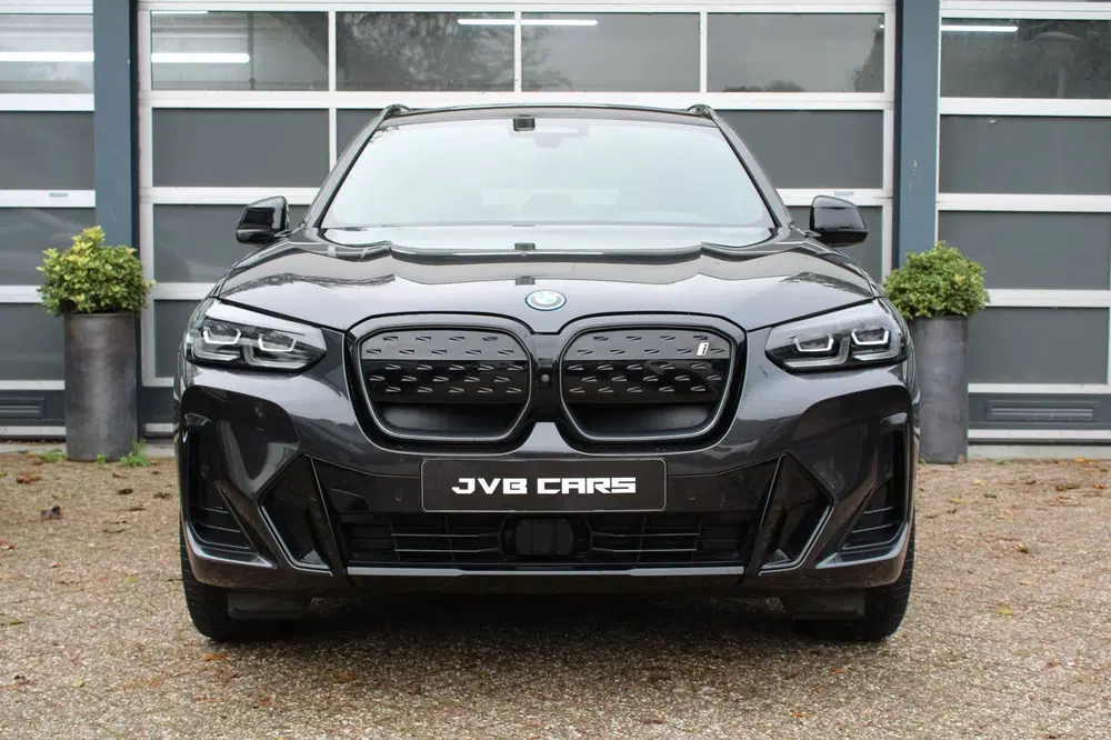 BMW iX3 High Executive 80 kWh uit 2022, foto 3