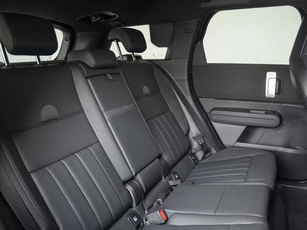 Mini Countryman C Favoured uit 2026, foto 11