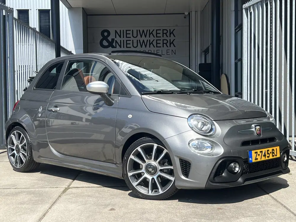 Fiat 500 1.4 T-Jet Abarth Turismo Cabriolet 70th An uit 2019, foto 3