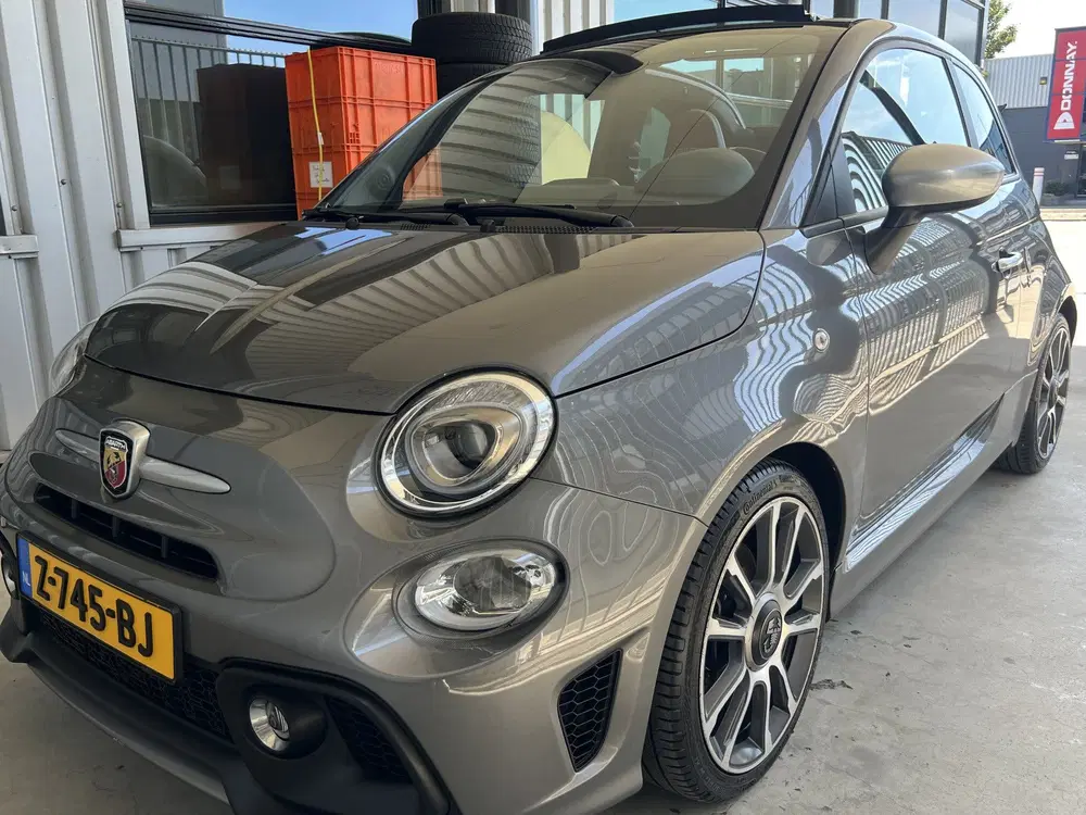 Fiat 500 1.4 T-Jet Abarth Turismo Cabriolet 70th An uit 2019, foto 5