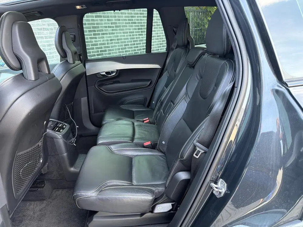 Volvo XC90 2.0 T8 Recharge AWD R-Design uit 2021, foto 7