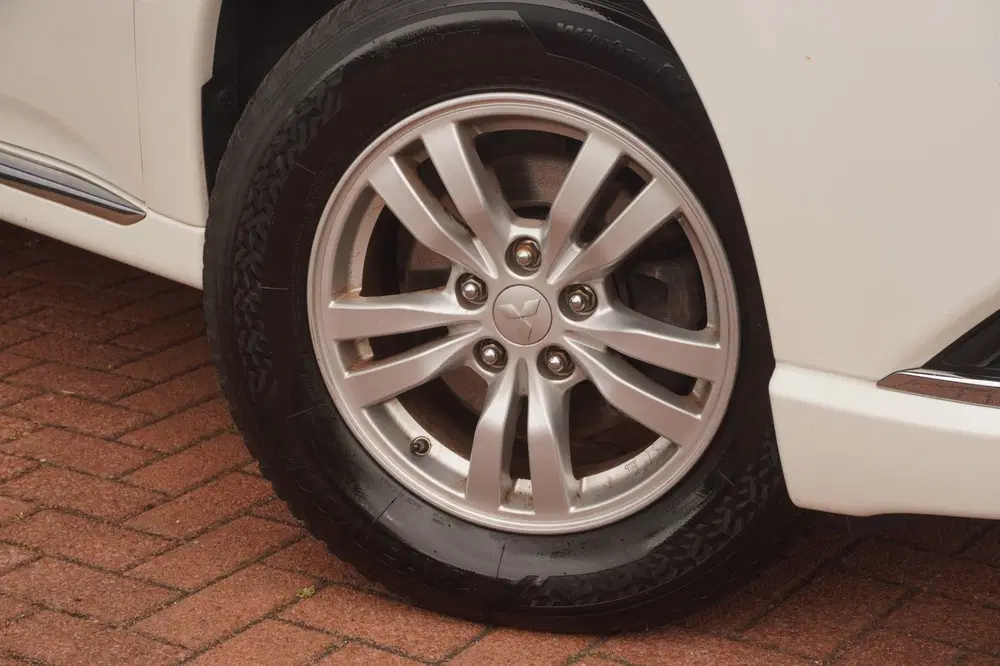 Mitsubishi Outlander 2.4 PHEV 4WD Pure 240PK uit 2021, foto 2