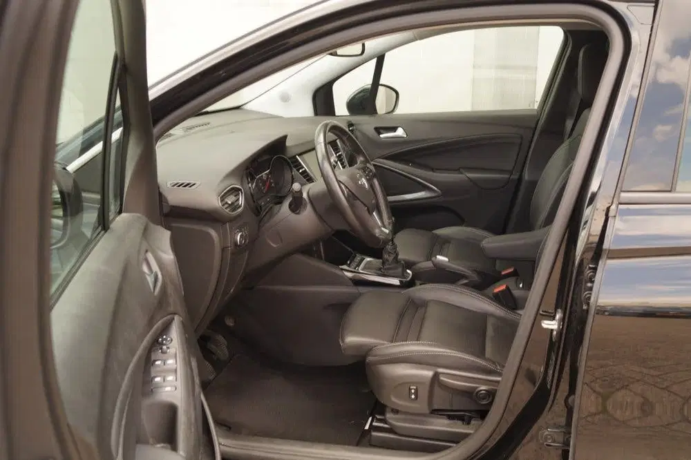 Opel Crossland 1.5 CDTi 110pk Business Elegance -LEER-NAV uit 2022, foto 6