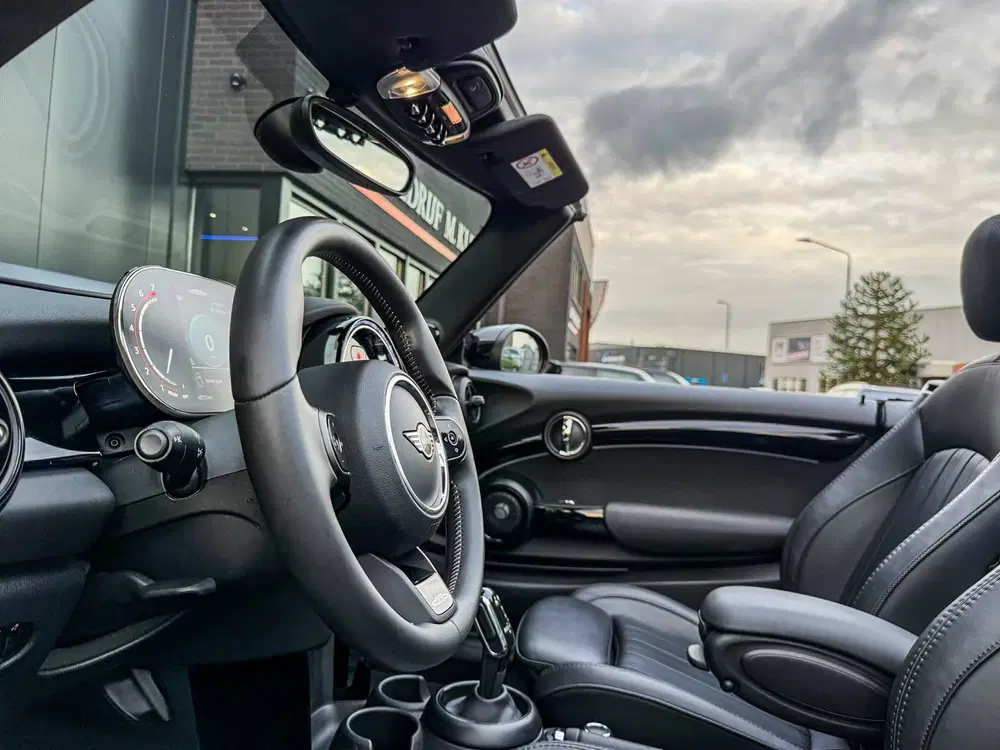 Mini Cabrio 2.0 John Cooper Works JCW Pack F1 aut 231p uit 2022, foto 6