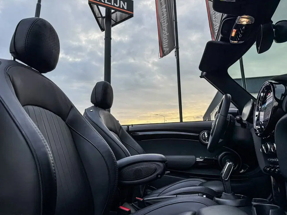 Mini Cabrio 2.0 John Cooper Works JCW Pack F1 aut 231p uit 2022, foto 8