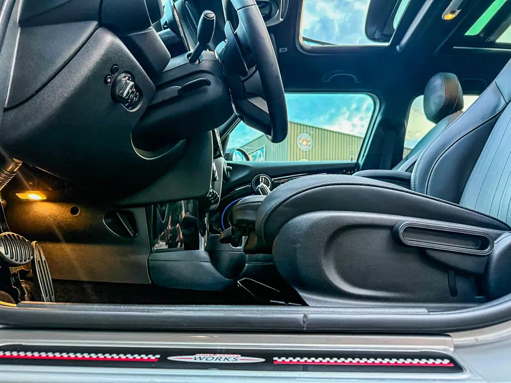 Mini John Cooper Works 2.0 Cooper S John Cooper Works F1 aut uit 2023, foto 12