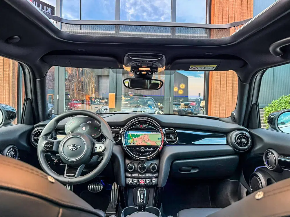 Mini John Cooper Works 2.0 Cooper S John Cooper Works F1 aut uit 2023, foto 2