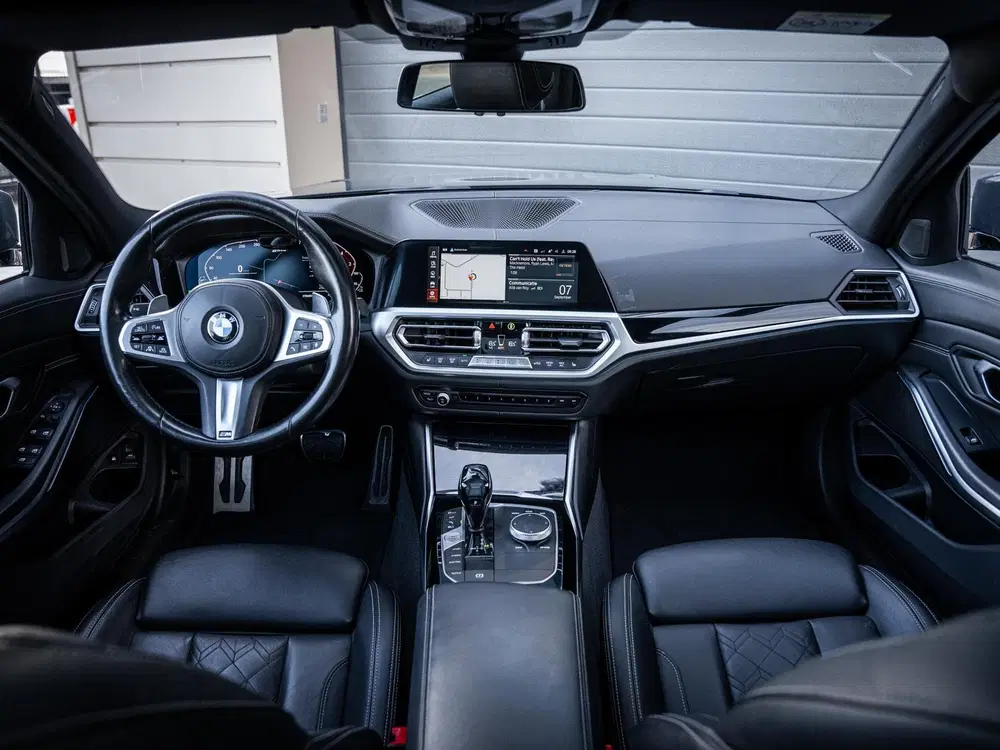 BMW 3-serie 330e M-Sport Pro l Individuel l Pano l A uit 2021, foto 10