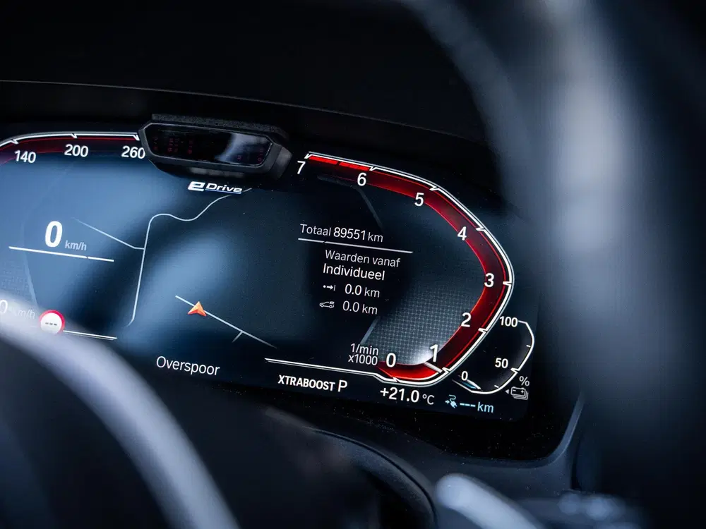 BMW 3-serie 330e M-Sport Pro l Individuel l Pano l A uit 2021, foto 15