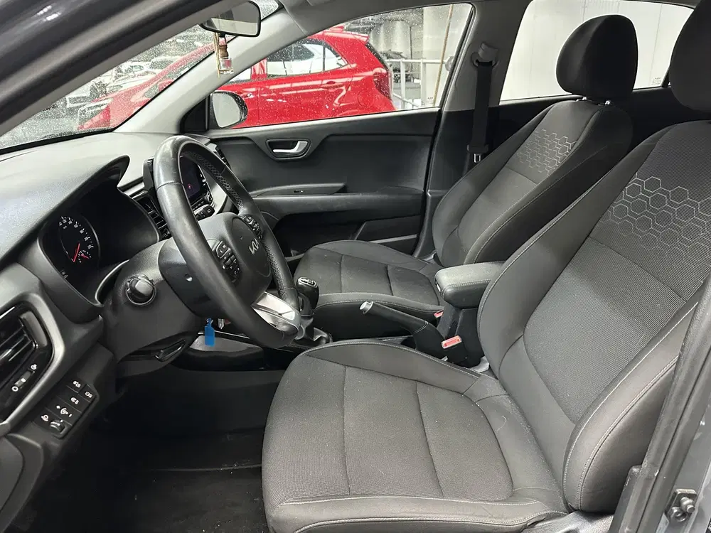 Kia Rio 1.0 T-GDi MHEV DynamicLine uit 2023, foto 2