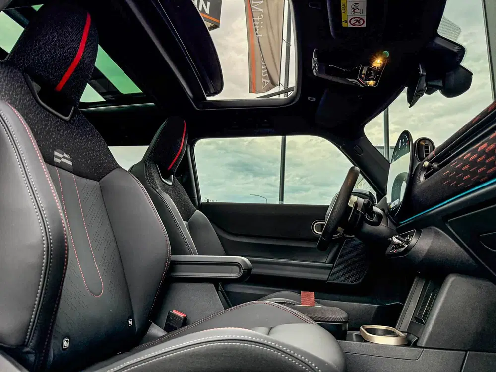 Mini John Cooper Works 2.0 JCW John Cooper Works XL F1 aut 231pk uit 2025, foto 8