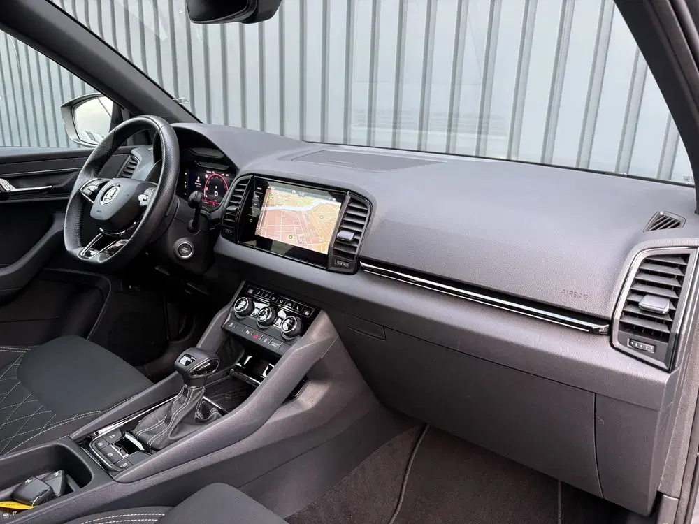 Skoda Karoq 1.5 TSI ACT Sportline Business uit 2024, foto 15