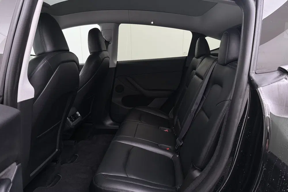 Tesla Model Y Long Range AWD 75 kWh (91% SOH) Afn. Trekh uit 2024, foto 13