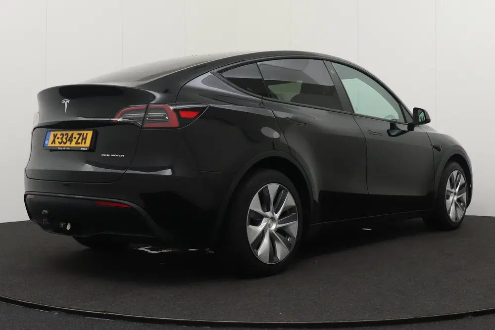 Tesla Model Y Long Range AWD 75 kWh (91% SOH) Afn. Trekh uit 2024, foto 3