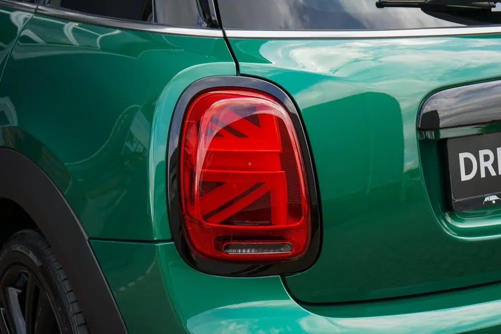 Mini John Cooper Works Cooper S 2.0 John Cooper Works uit 2022, foto 12