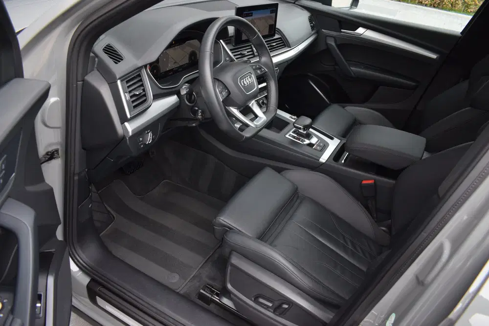 Audi Q5 50 TFSI e S-line uit 2022, foto 8