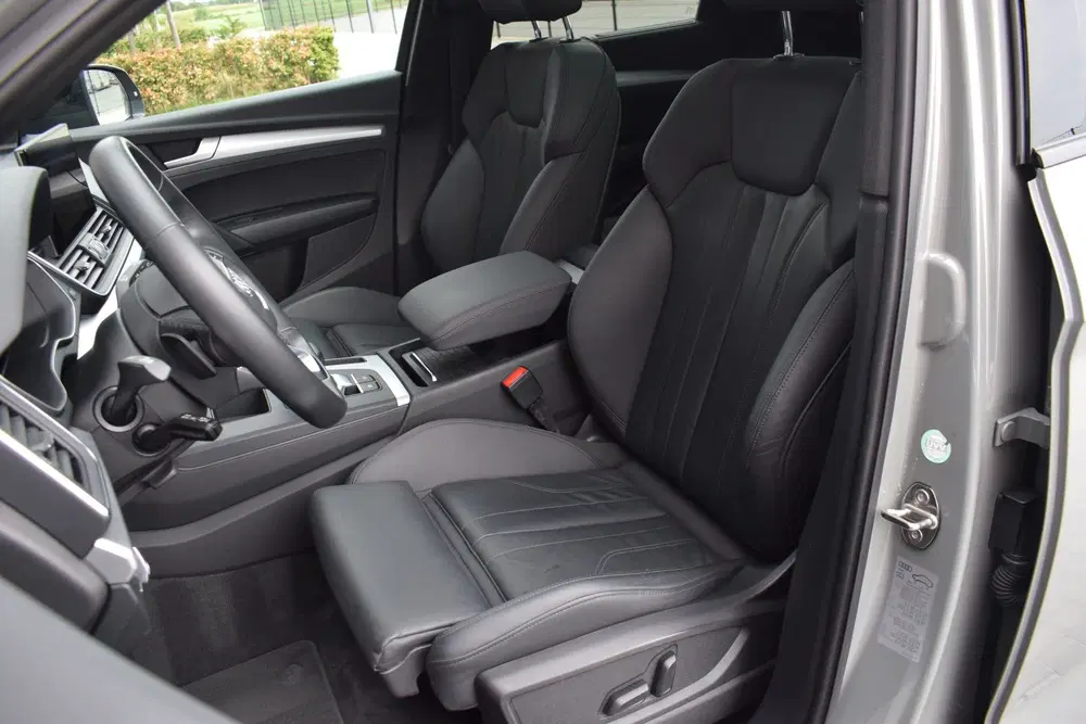 Audi Q5 50 TFSI e S-line uit 2022, foto 9