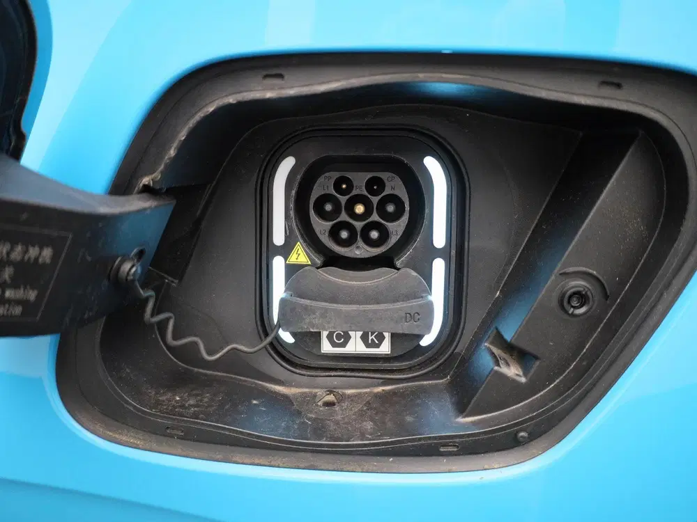 MG MG4 64 kWh Luxury uit 2023, foto 12