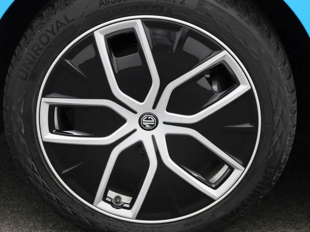 MG MG4 64 kWh Luxury uit 2023, foto 13